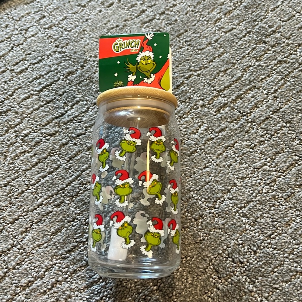Grinch Dr. Seuss Christmas Holiday Glass Jar with Lid and Glass Straw NWT
